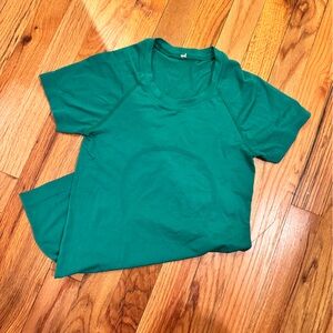 lululemon athletica GREEN full length shirt!